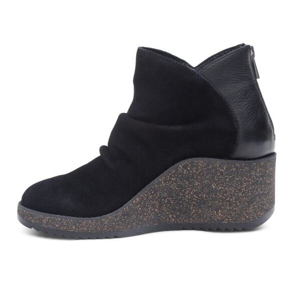 Aetrex Kara Ankle Wedge Boot Suede Leather Bootie | 38 EU (7.5-8) Black NEW - Picture 5 of 8